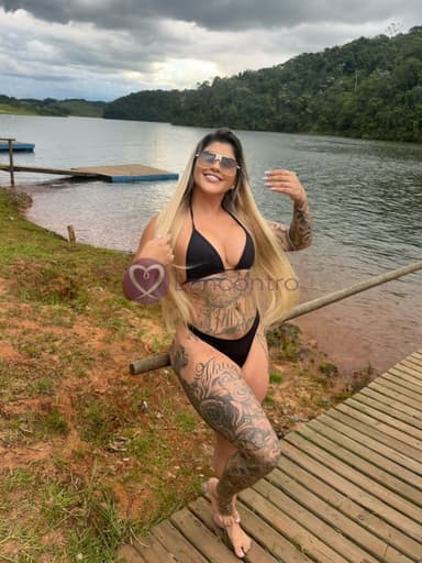 Bia Mesquita 