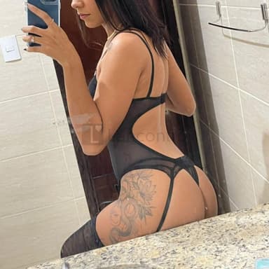 Julia Gomes 