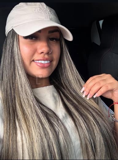 Larissa 